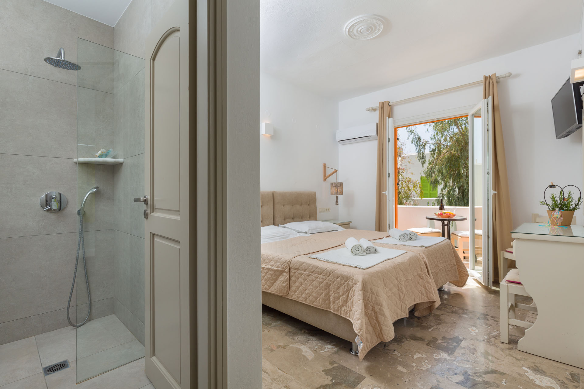 hotels parikia paros